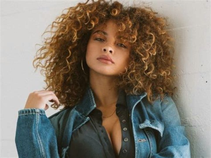 Crystal Westbrooks Biography, Height, Age, Net Worth and Other Facts