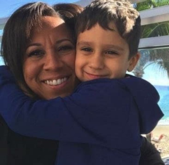 Know About Lisa Salters; Husband, Instagram, Age, ESPN, Height, Son