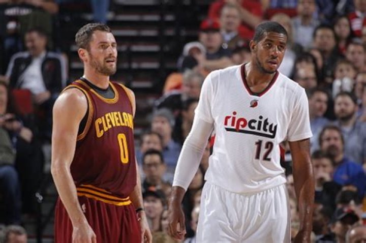 LaMarcus Aldridge Wife, Dad, Girlfriend, Son, Height, Weight