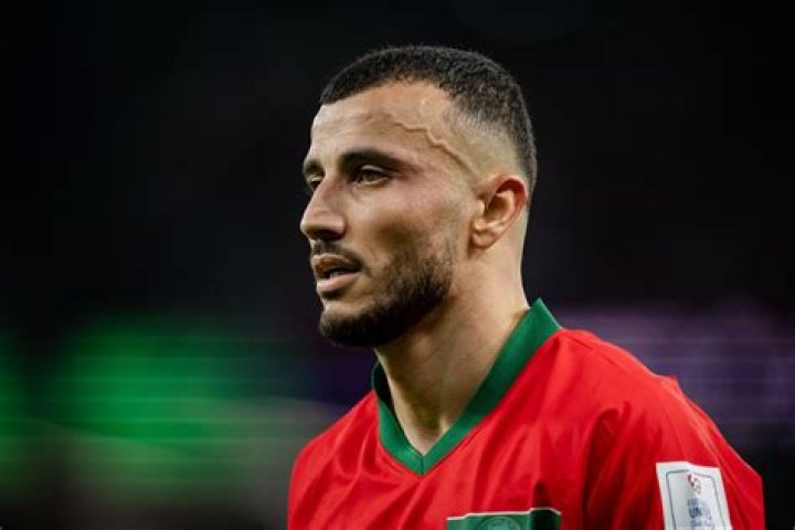 Romain Saiss Femme