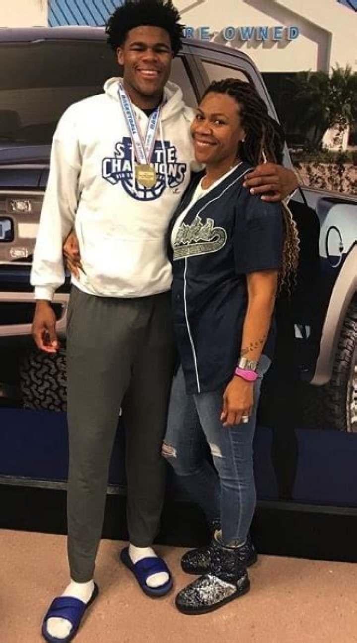 Vernon Carey Jr.; Mom, Brother, Weight, Duke, Net Worth, Girlfriend