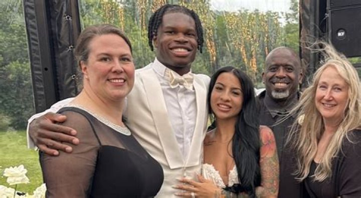 Wesley Fofana Wife, Wedding, Girlfriend, Parents, Ethnicity